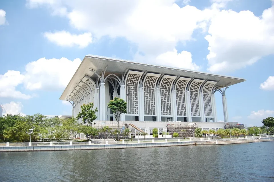 Places You Must Visit in Malaysia