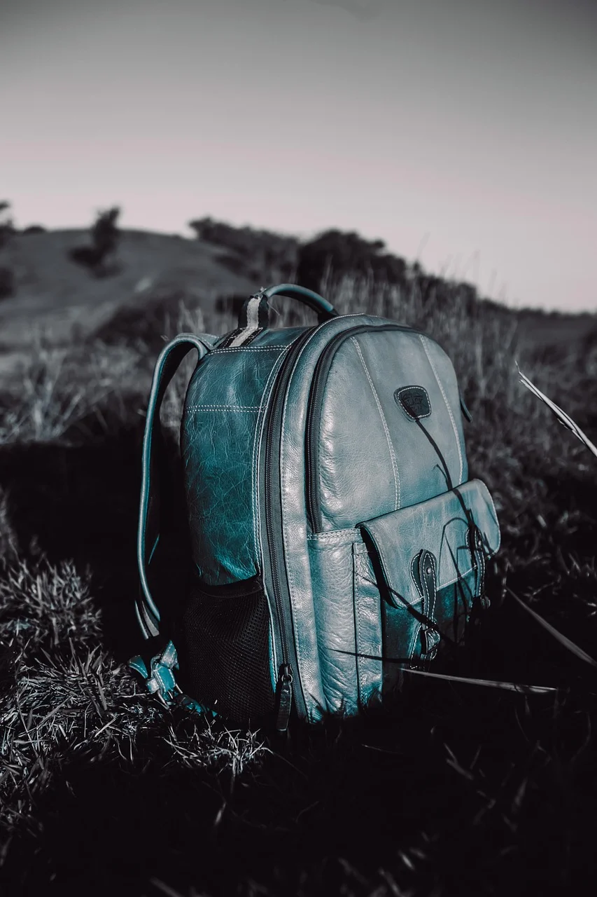 A step-by-step guide to choosing the best travel backpack